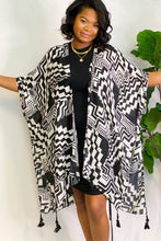 Black Geometric Art Kimono