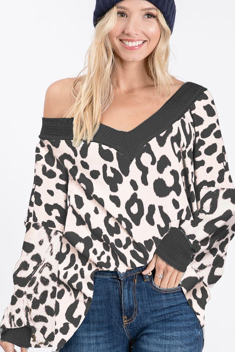 Charcoal Thermal Waffle V Neck Puff Sleeve Bibi Top 8/6/25 1071
