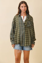 8376EN Kambrie Plaid Flannel Shirt: Red / Contemporary / M