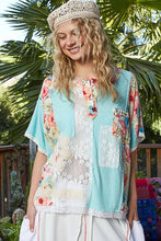 Aqua POL Round neck short sleeve floral knit rib top
