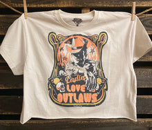Natural Ladies Love Outlaws Vintage Relaxed Crop T-shirt