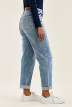 Light Mid Rise "BILLIE" Boyfriend LT Light Iced Judy Blue Jeans