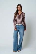 STRIPE RAW EDGE SPLIT NECK SHEER KNIT SWEATER : NAVY