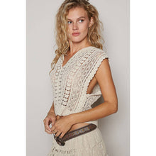 Natural V-neck sleeveless solid crochet POL top