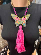 Gypsy South Pink Butterfly Necklace 4/17/25 9760