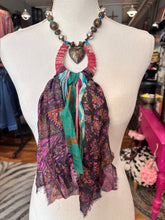 Alicat Statement Necklace 8/18/26 1376