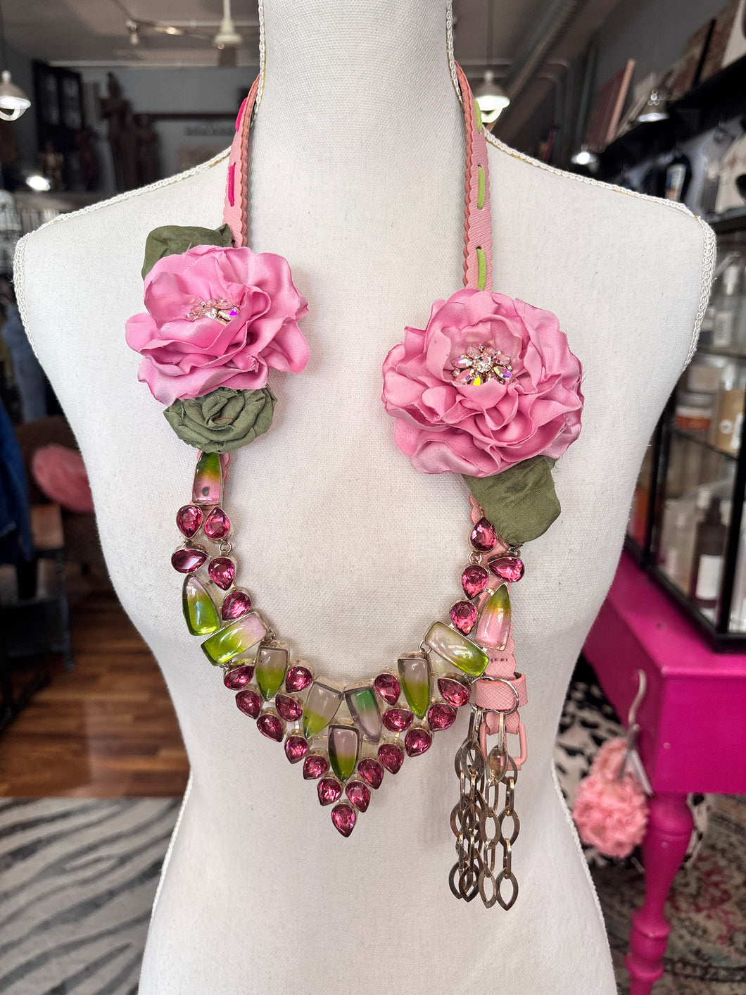 Alicat Specialty Necklace 8/18/26 1379