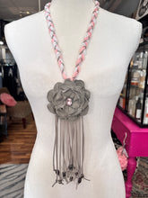 Alicat Statement Necklace 2 8/18/26 1381
