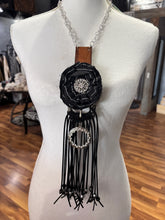 Alicat Statement Necklace 3 8/18/26 1384