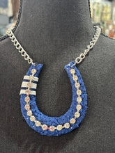 AliCat Original Horseshoe Necklace 8/28/25 1140