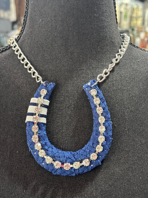 AliCat Original Horseshoe Necklace 8/28/25 1140