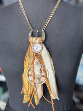 Variety Alicat Statement Necklaces 6/6/25 9973