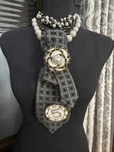 Variety Alicat Tie Necklaces 5/7/25 9912