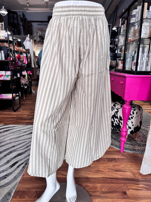 Taupe Floral Eyelet Side Elastic Stripes Wide Leg Bibi Pants 5/27/26 1308