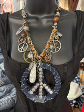 Variety Alicat Necklaces 5/30/25 9937