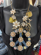 Variety Alicat Necklaces 5/30/25 9937