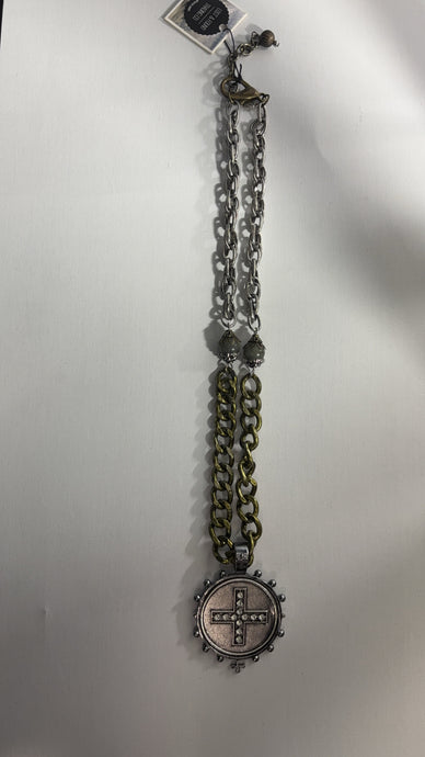 NK-Short Chain Cross Pendant
