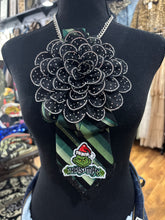AliCat Tie Necklaces 9/23/25 1173