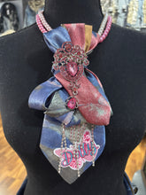 AliCat Tie Necklaces 9/23/25 1173