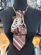 AliCat Tie Necklaces 9/23/25 1173