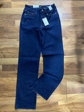 Dark High Waist Vintage & Back Darts Straight Judy Blue Jeans 9/29/23 7141