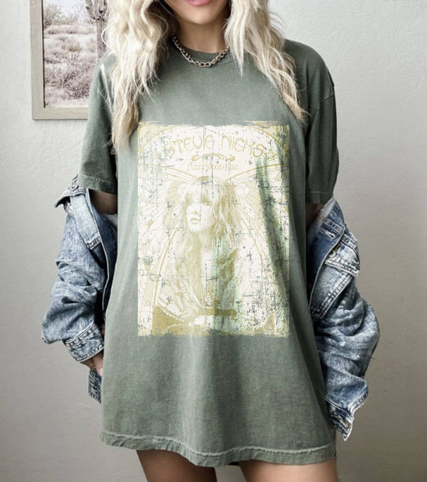 Pepper Enchanting Rock Style Stevie Nicks Graphic Tee