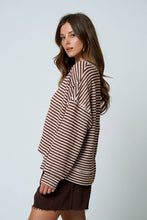 STRIPE SPLIT NECK LONG SLEEVE SEAM DETAIL KNIT TOP: BROWN