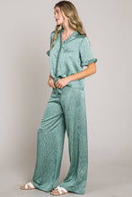 Green Wide leg waist band side zipper satin pants