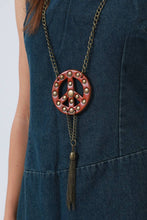 Wild West Peace Sign Lariat – Symbolic Frontier Necklace