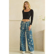 Denim Floral Patch Embroidered Oli+Hali Pants