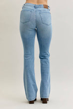 Medium Mid Rise Bootcut Contrast Wash & Front Patch Pocket Judy Blue Jeans