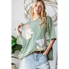 Green Washed Flower Butterfly Patchwork Short Sleeve Oli+Hali Top