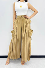X9932CP Ruffle Cargo Wide-Leg Pants: BLACK / M