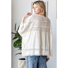 Cream Washed Lace Contrast Boxy Loose Oli+Hali Top