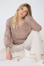 WASHED INVERTED SEAM DETAIL LONG SLEEVE KNIT TOP: EGGPLANT