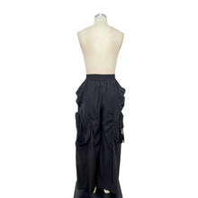X9932CP Ruffle Cargo Wide-Leg Pants: BLACK / M