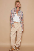 Long sleeve roomy fit shirt in printed woven top: Green Multi