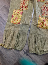 Soft Ruffle Bubble Bottom Rare Bird Pants