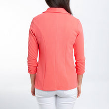 Geranium Dove Ruched Stretch 3/4  Sleeve Crepe Blazer