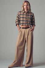 Camel Cropped Plaid Button-Up Western Urban Daizy Shirt