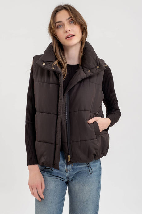 Black Solid Zip Up Puffer Vest