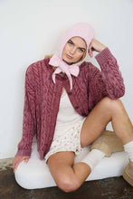 WASHED PATTERN CABLE KNIT BUTTON DOWN CARDIGAN: LIGHT KHAKI