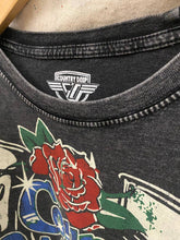 Black Country & Western Horseshoe Relaxed Cropped Acid Wash Tee