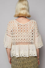 Natural Round neck short sleeve floral eyelet crochet POL top