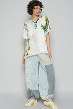 Aqua POL Round neck short sleeve floral knit rib top