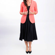 Geranium Dove Ruched Stretch 3/4  Sleeve Crepe Blazer