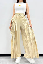 X9932CP Ruffle Cargo Wide-Leg Pants: BLACK / M