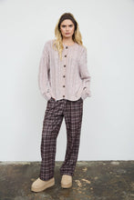 WASHED PATTERN CABLE KNIT BUTTON DOWN CARDIGAN: LIGHT KHAKI