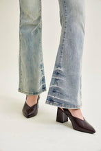 Medium Mid Rise Tinted Pin Tack Detail Flare Judy Blue Jeans