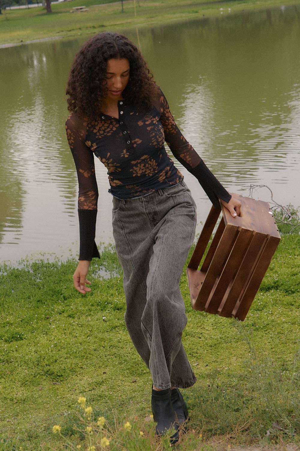 Black Floral-Print Mesh Raglan-Sleeve Split-Cuff Henley Top